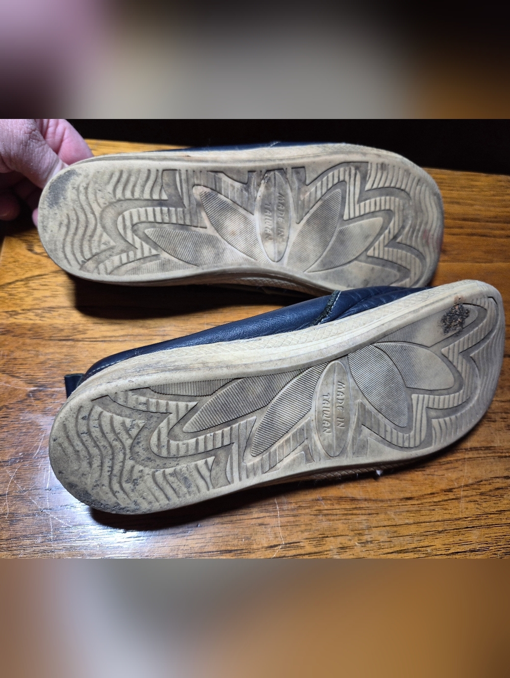 Vintage Amour 1981 Japan Women's Slip-On Leather Casual Shoes in Navy - Picture 4 of 4